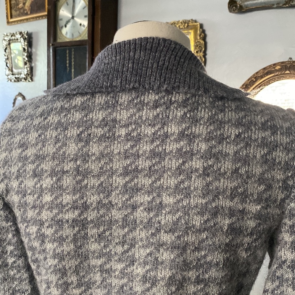 wool sweater - Picture 4 of 8